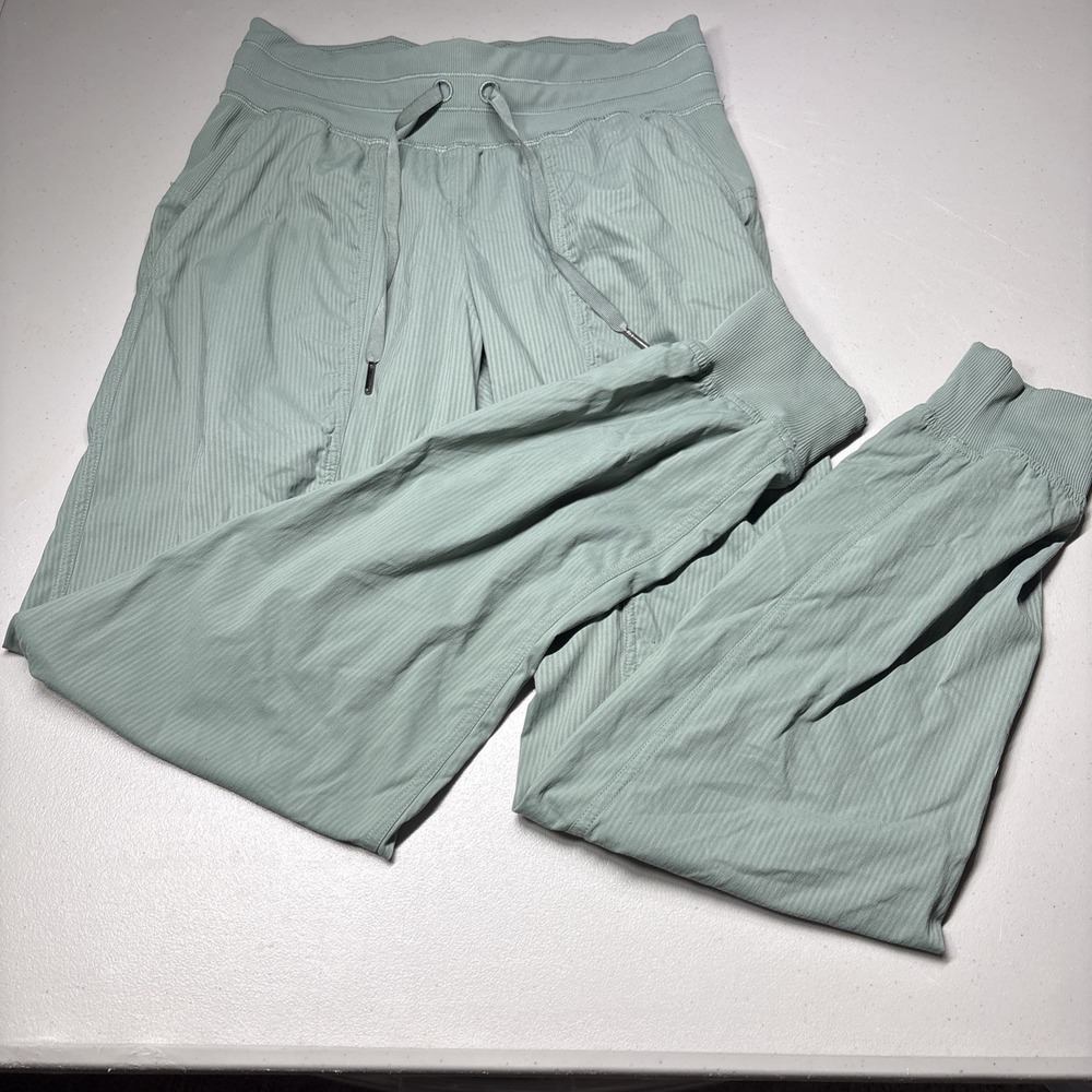 Lululemon Dance Studio Mid-Rise Jogger Green Size 4 LW5ENMS Ribbed Waistband